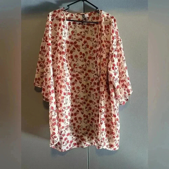 Divided Tops - Floral Kimono (Size L)